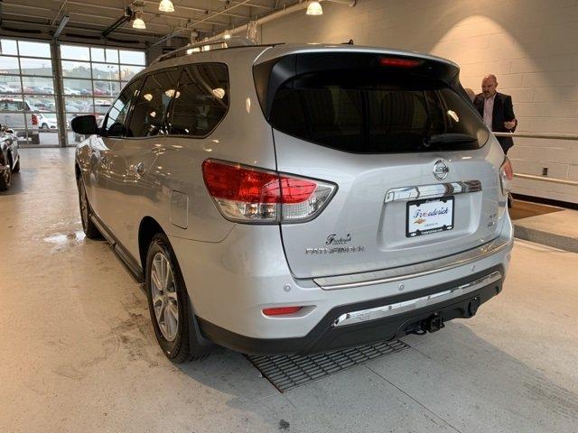 used 2016 nissan pathfinder sv lebanon, pa 17042 for sale in avon, pennsylvania
