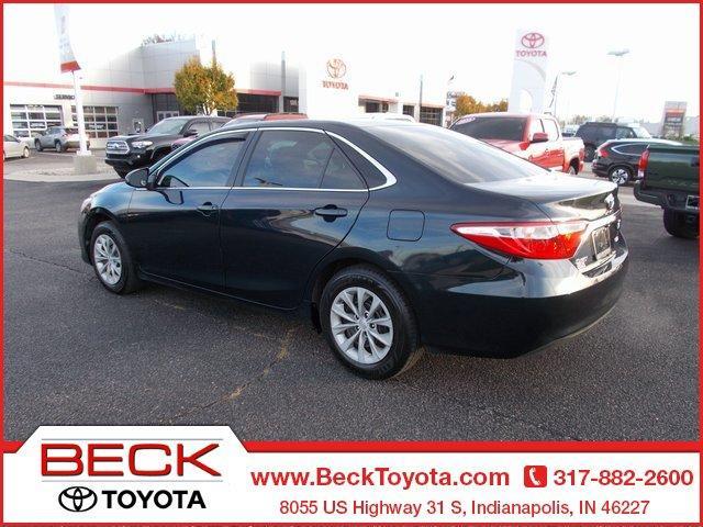 2017 toyota camry le