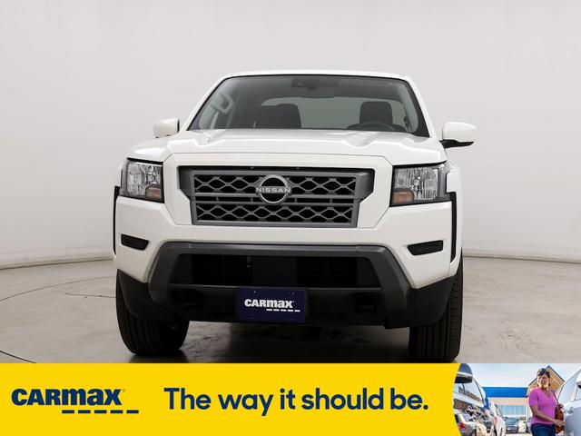 2023 nissan frontier sv
