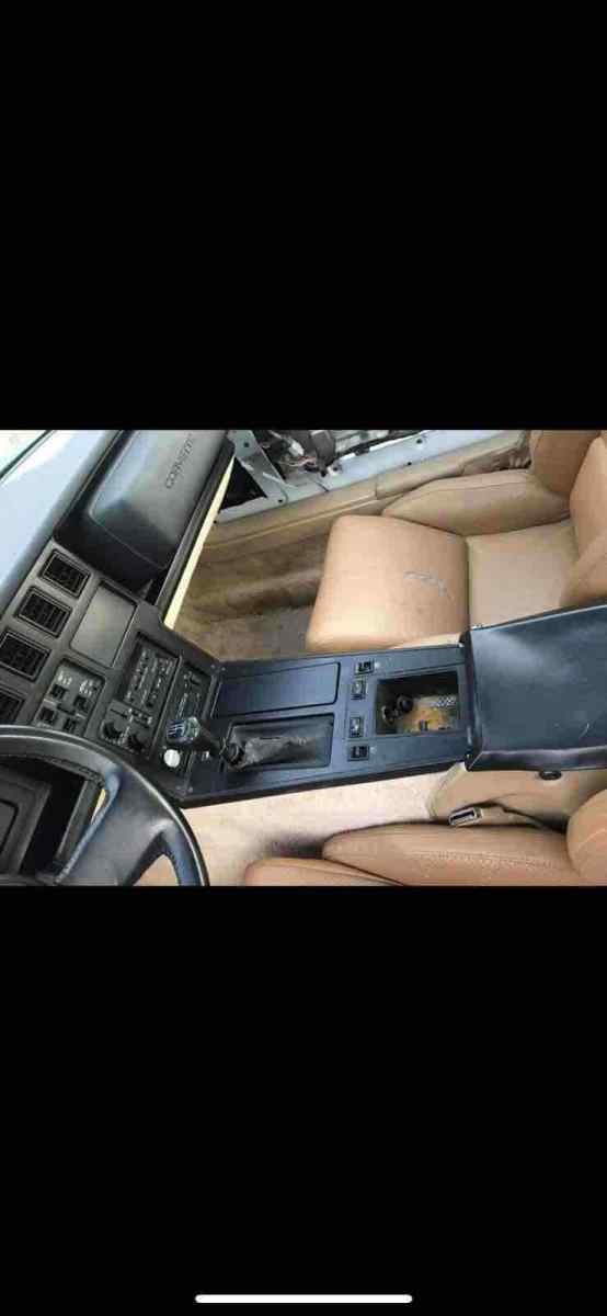 1984 chevrolet corvette hatchback blue rwd manual base
