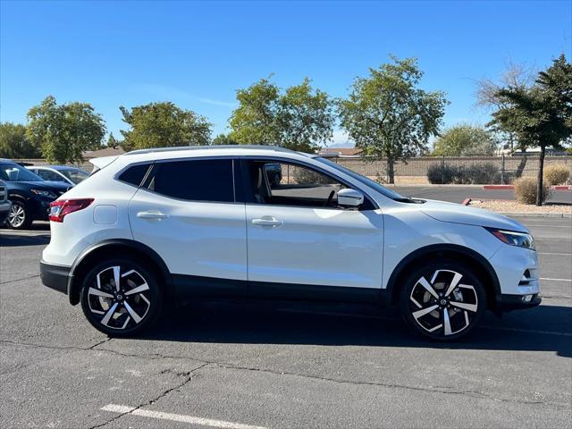 2022 nissan rogue sport sl