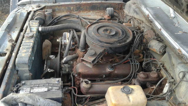 1972 dodge dart swinger 318/automatic 4 door parts car with keys and title
