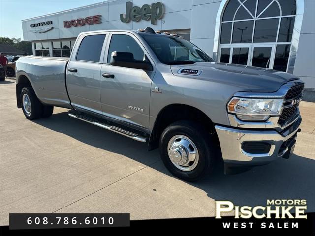 2022 ram 3500 tradesman crew cab 4x4 8' box