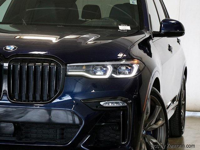 2021 bmw x7 m50i