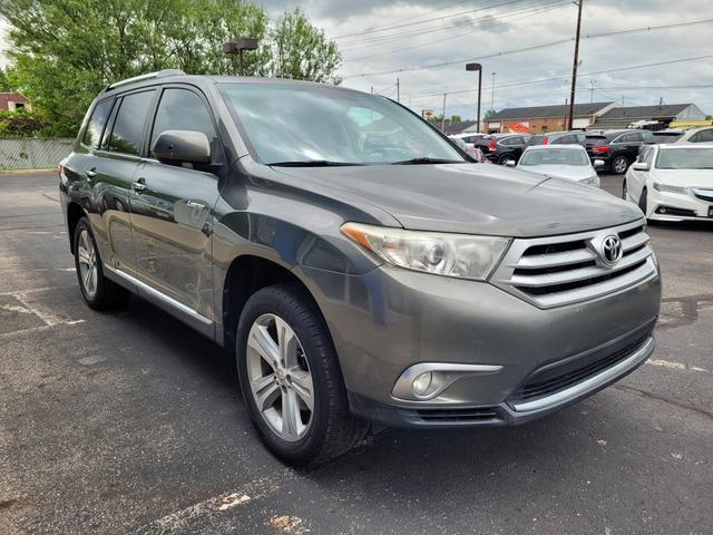 2012 toyota highlander limited