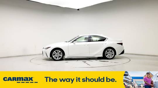 2021 Lexus IS