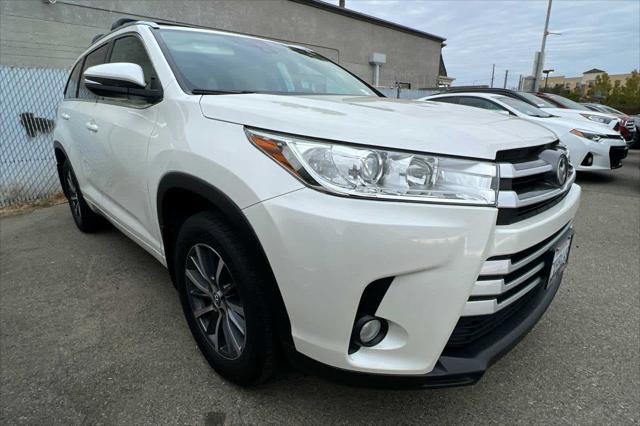2017 toyota highlander xle