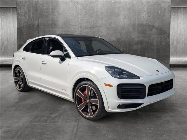 2023 porsche cayenne gts