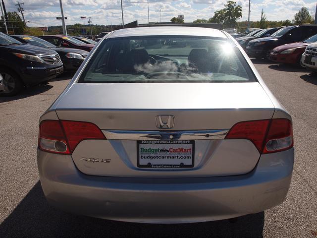2010 honda civic lx