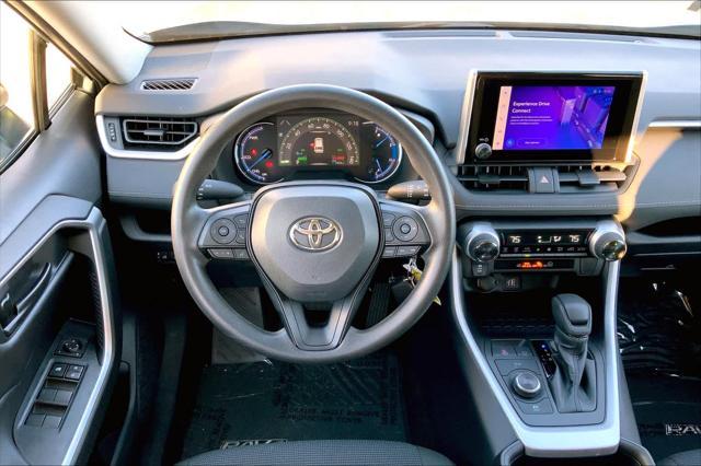 2024 toyota rav4 hybrid se
