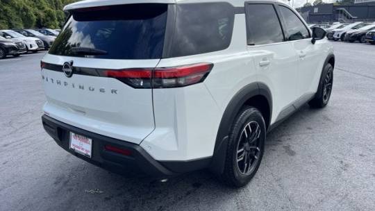 2023 nissan pathfinder s