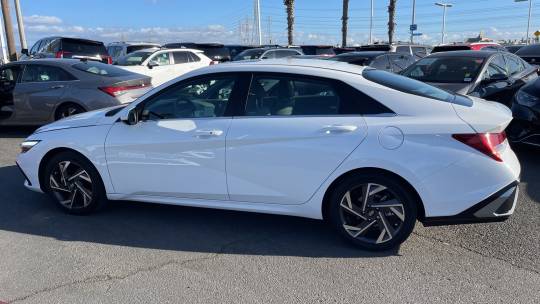 2024 Hyundai Elantra