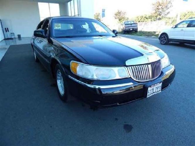 2000 lincoln town car executive in fairfield, ca