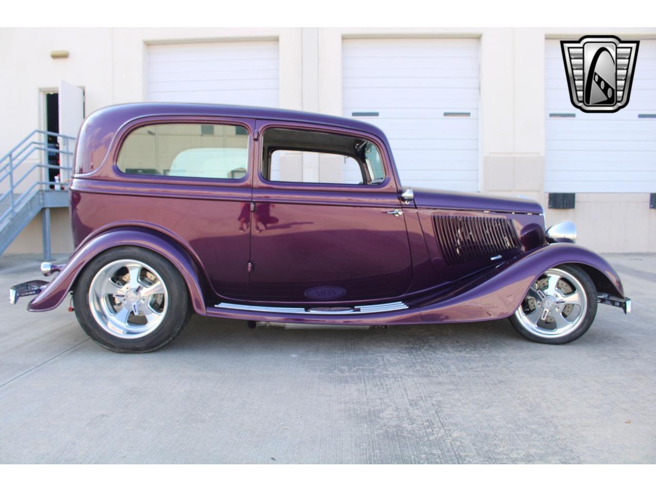 1933 ford tudor
