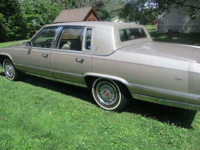 1991 cadillac brougham - low miles -20.646