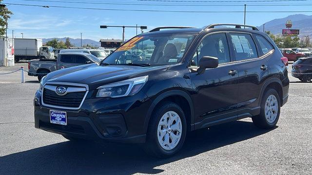 2021 subaru forester base