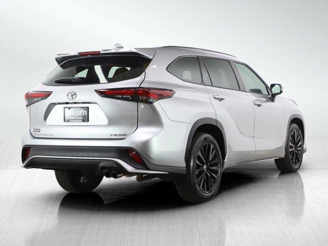 2024 toyota highlander le