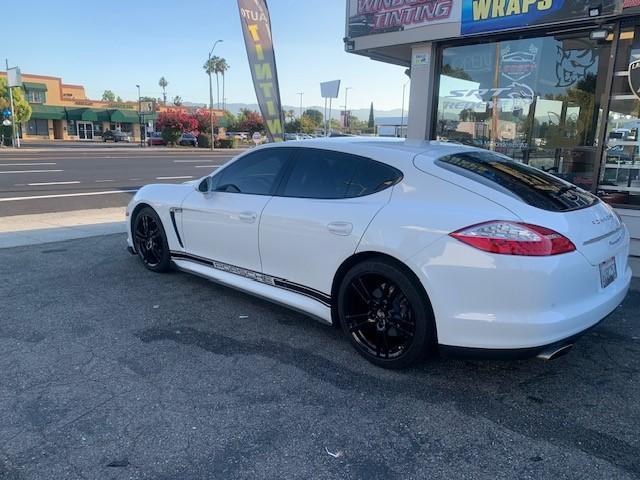 2011 porsche panamera 2