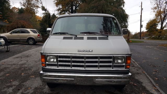 1987 dodge ram van 106,000 miles