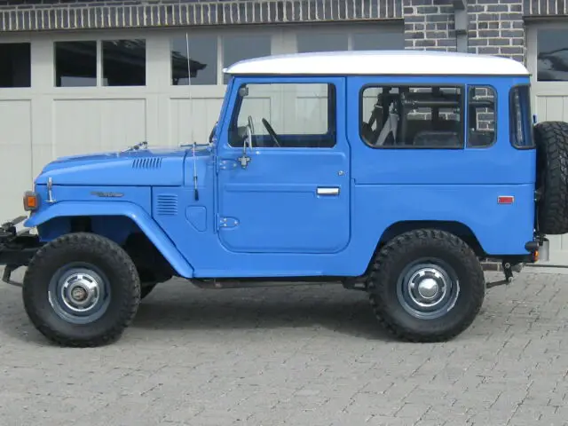 usa model full restoration fj40 land cruiser