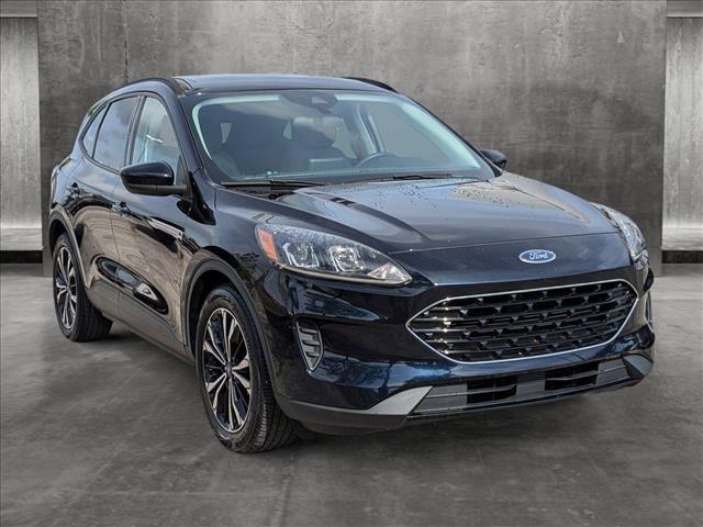 2021 ford escape se
