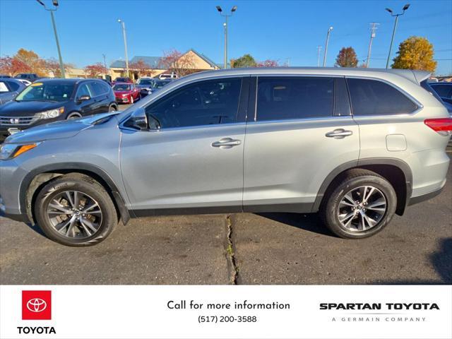 2019 toyota highlander le