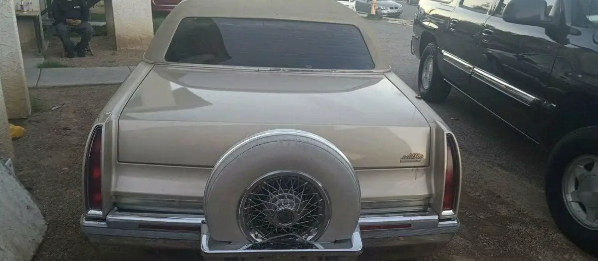 1993 cadillac fleetwood brown rwd automatic chassis