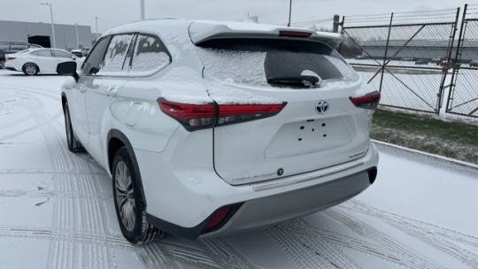 2023 toyota highlander hybrid platinum