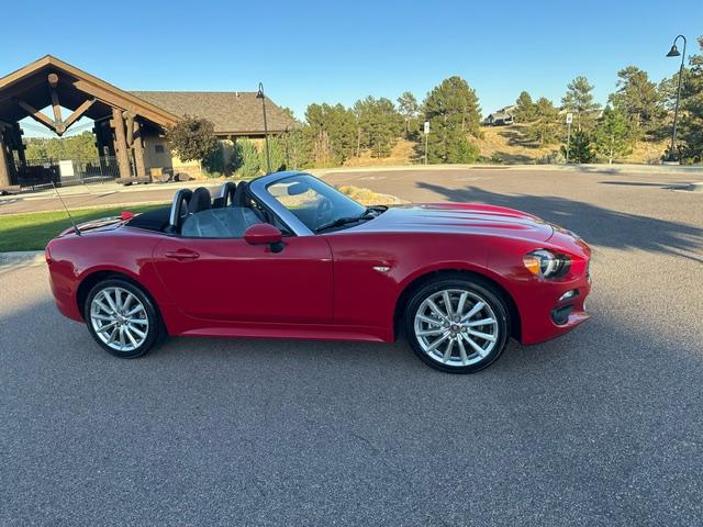 2017 fiat 124 spider lusso