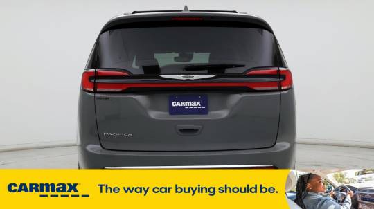 2022 Chrysler Pacifica