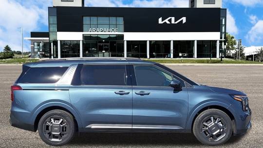 2025 Kia Carnival