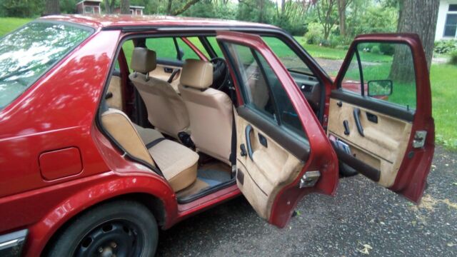 1985 vv jetta diesel sedan (4 dr)
