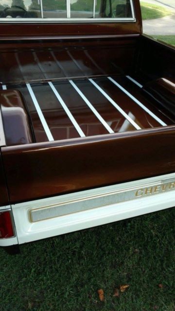 1977 c10