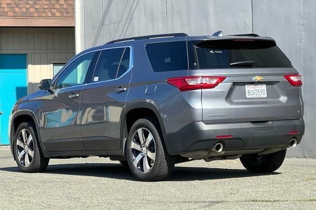 2021 chevrolet traverse lt leather