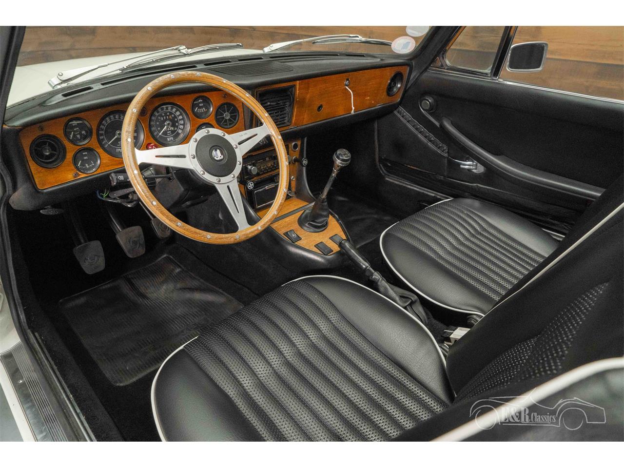 1971 triumph stag