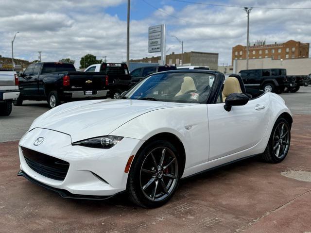 2019 mazda mx-5 miata club