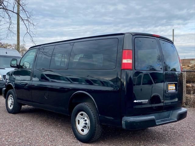 2008 chevrolet express 2500 base