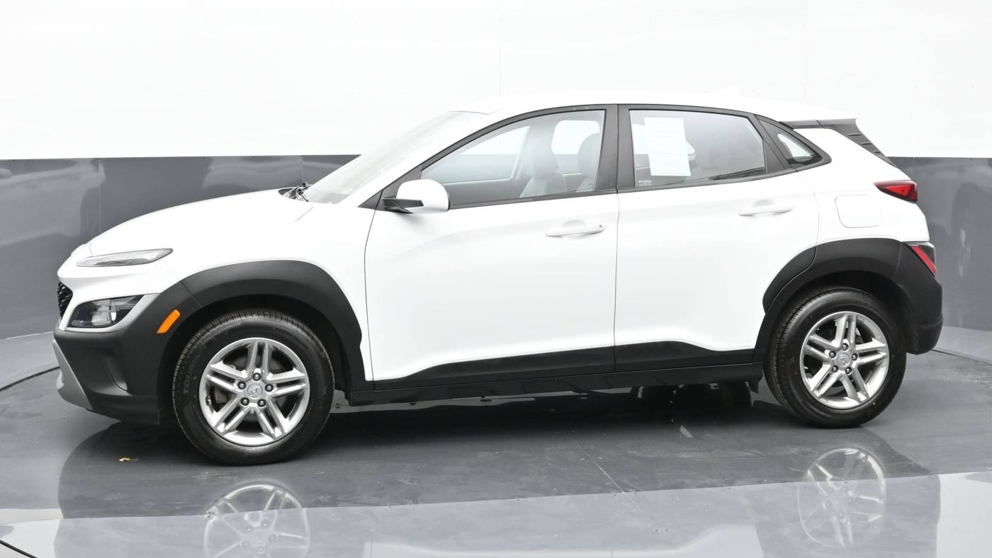 2022 hyundai kona se