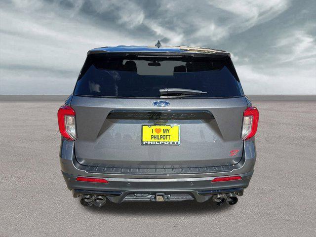 2022 ford explorer st