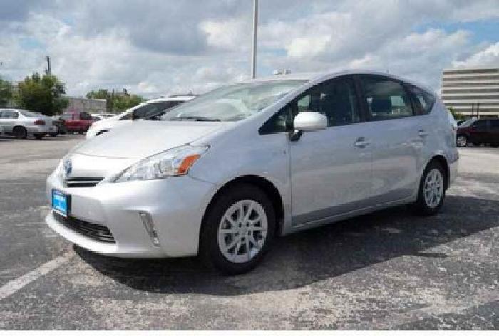 2013 toyota prius v in san antonio, tx