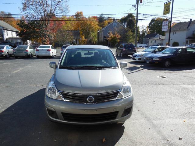 2012 nissan versa 1.8 s