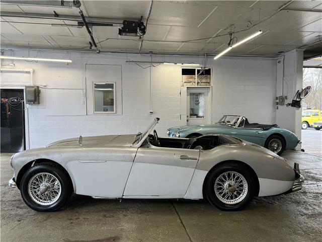 1962 austin healey 3000 roadster silver 67,734 miles