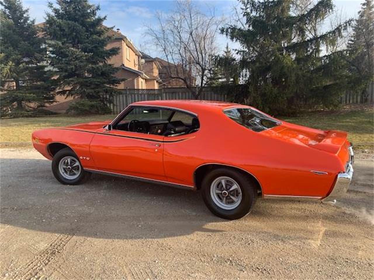 1969 pontiac gto (the judge)