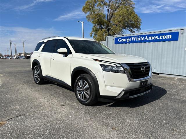2023 nissan pathfinder sl 4wd