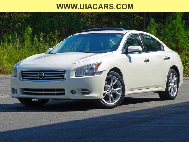 2014 nissan maxima s
