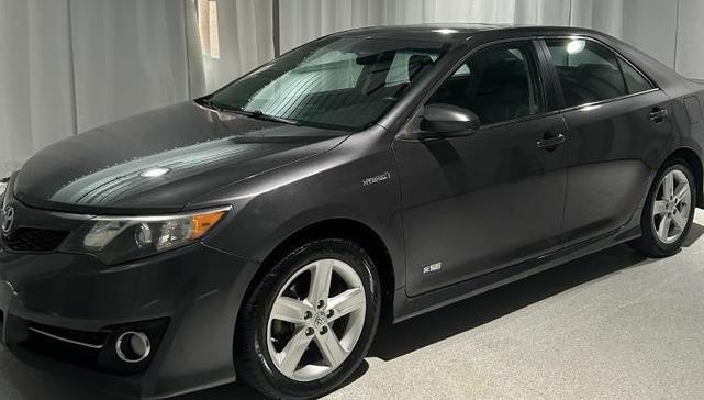 2014 toyota camry hybrid se limited edition
