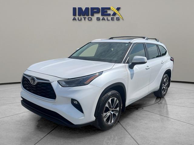 2023 toyota highlander xle