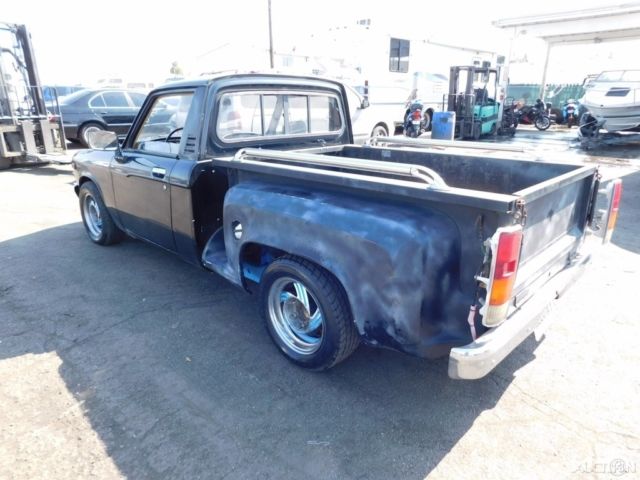 1980 used manual pickup truck