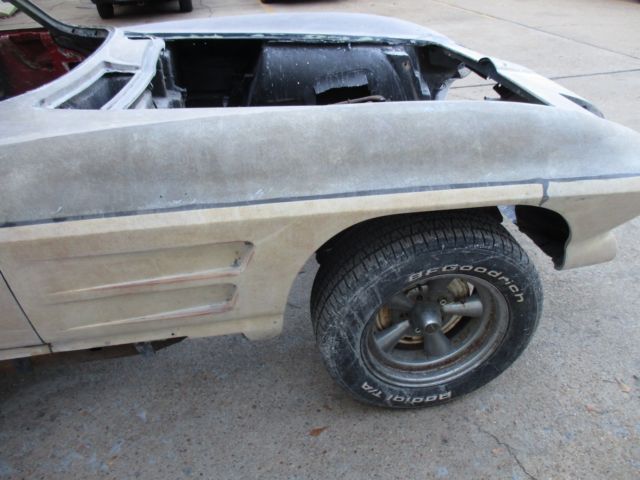 1963 corvette convertible body w/doors and deck lid nice gm! resto mod project