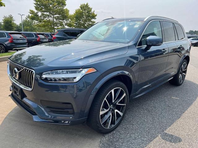 2022 volvo xc90 t6 momentum 7 passenger